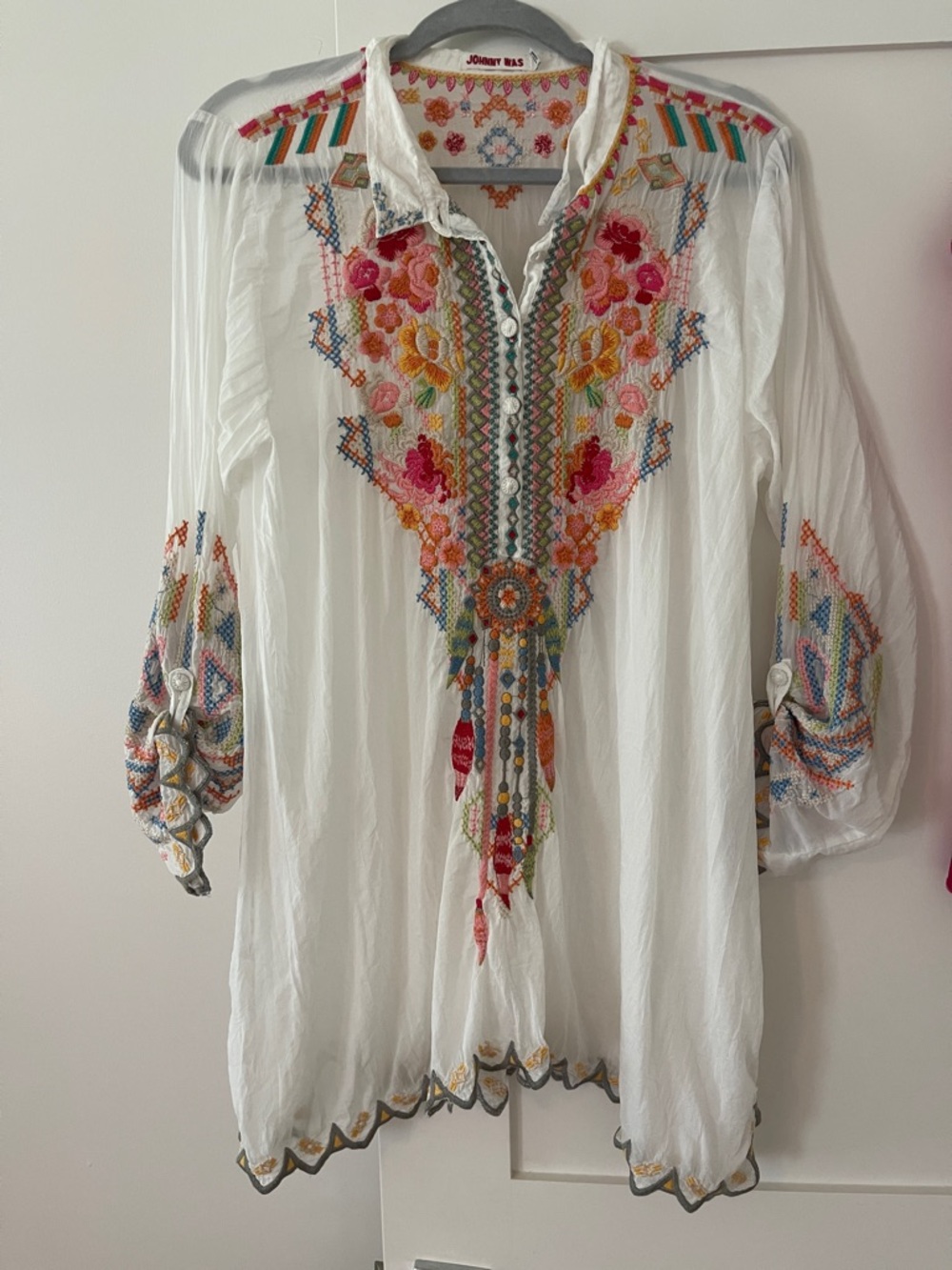 Johnny Was White Embroidered V-Neck Tunic with Multicolor Floral Detail